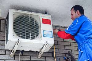 24/7 and Emergency HVAC Near Financial Plaza, FL | Air Conidtioning and Heating Contractors
